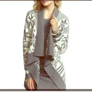 NWT PC ADORABLE! Express grey and white snow cardigan szXS